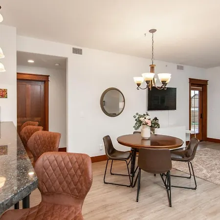 Modern Riverstone Condo With Grand Deck - Steps To Shops, Restaurants, Trails And River Coeur d'Alene Extérieur photo